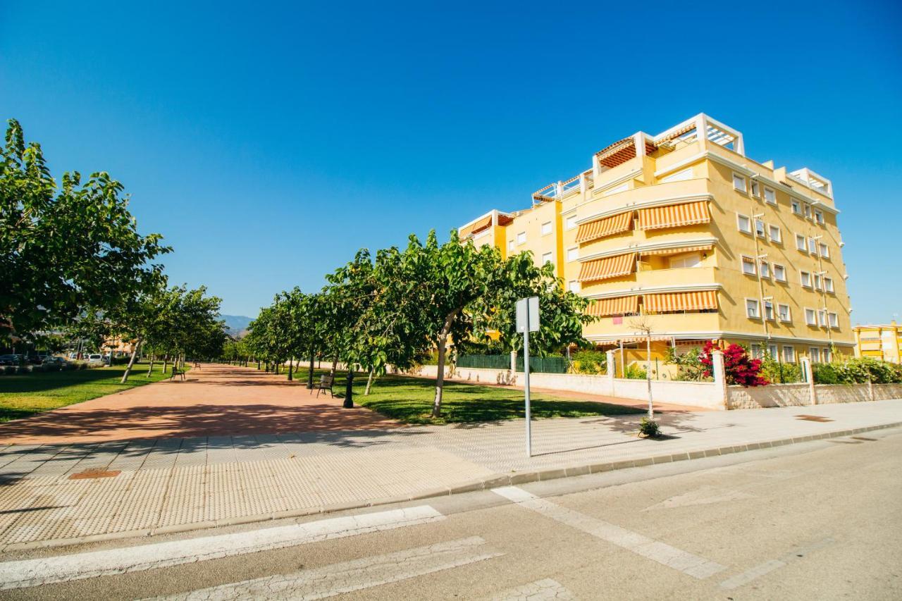 Espectacular Residencial En 2A Linea Piscina Tenis Algarrobo Costa Esterno foto