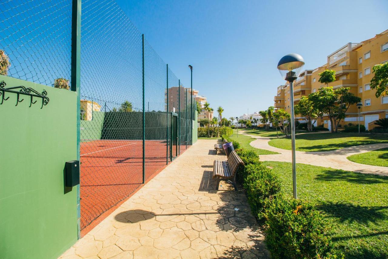 Espectacular Residencial En 2A Linea Piscina Tenis Algarrobo Costa Esterno foto